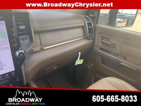 Used 2023 RAM 3500 Limited AWD/4WD image 12
