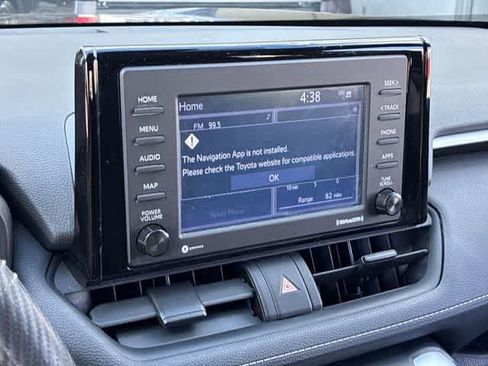 Used 2021 Toyota RAV4 LE FWD image 29