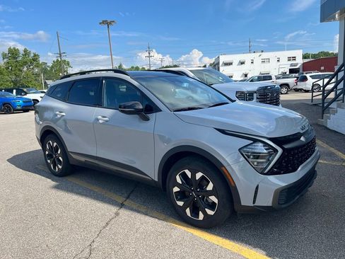 Used 2024 Kia Sportage X-Line w/ X-Line Premium Package AWD/4WD image 3