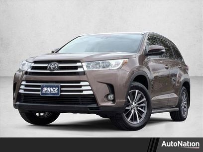 Used 2017 Toyota Highlander XLE