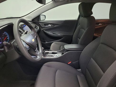 Used 2024 Chevrolet Malibu LT image 17