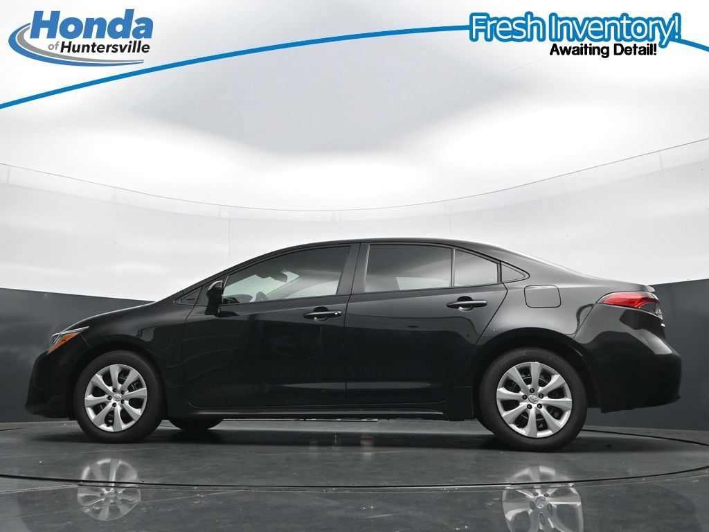 Used 2026 Toyota Corolla LE FWD image 41