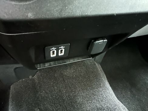 Certified 2019 Ford F150 XLT w/ Equipment Group 302A Luxury RWD image 36