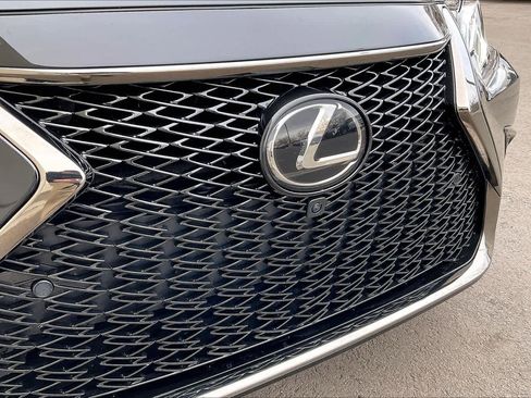 Used 2023 Lexus ES 350 F Sport w/ Accessory Package (Z2) image 30