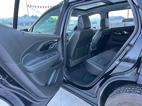 Used 2024 GMC Terrain AT4 w/ Infotainment Package II image 15