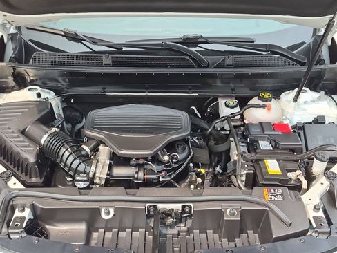 Certified 2023 GMC Acadia SLT w/ Technology Package FWD image 29
