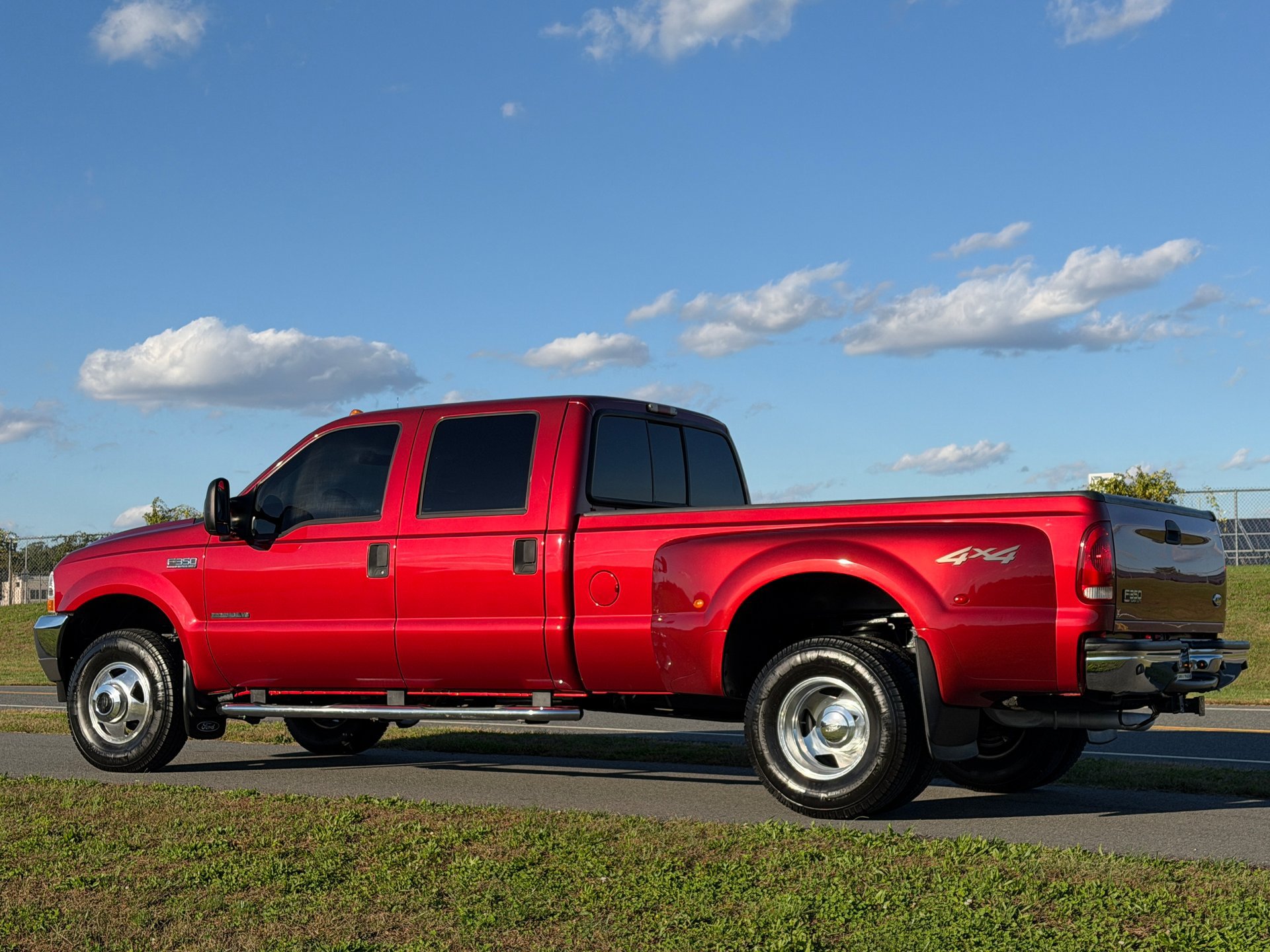 Used 2002 Ford F350 XL AWD/4WD image 4