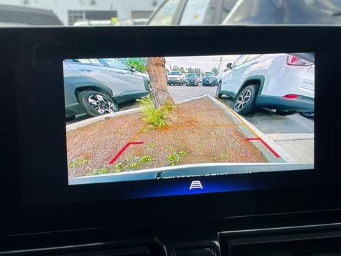 Used 2025 Chevrolet TrailBlazer LT image 17