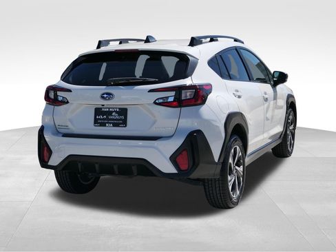 Used 2024 Subaru Crosstrek 2.0i Premium w/ Crosstrek Mirror Package AWD/4WD image 3