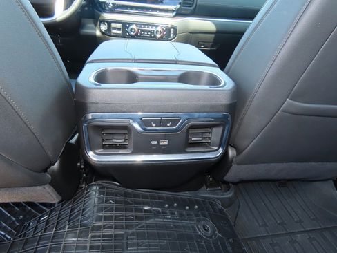 Used 2025 GMC Sierra 2500 SLT w/ SLT Convenience Package image 21