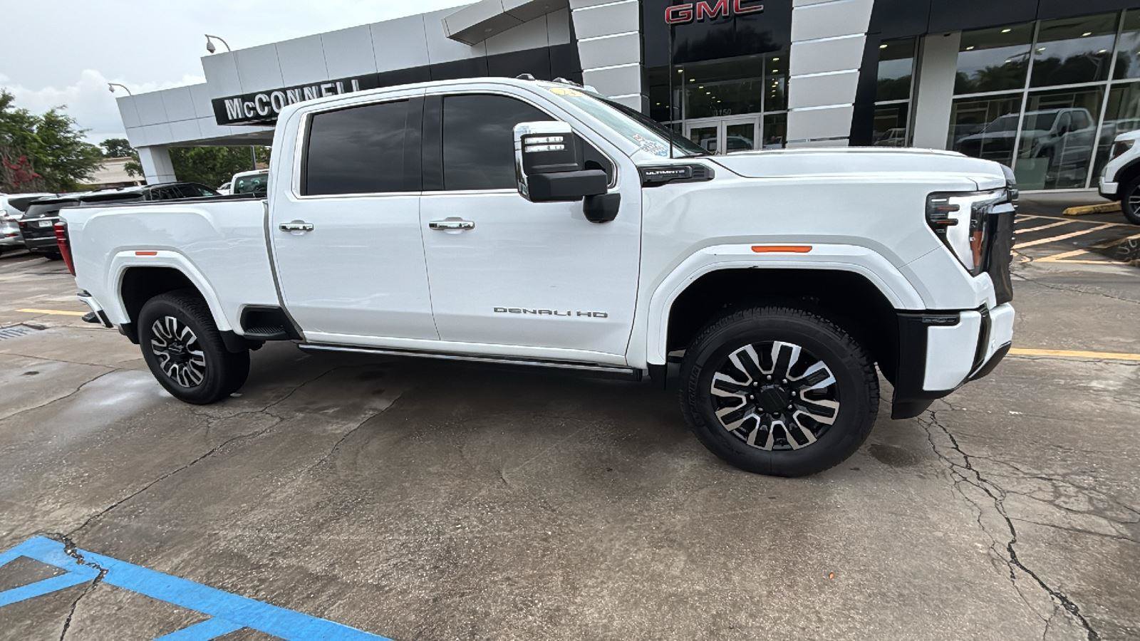 Certified 2024 GMC Sierra 2500 Denali Ultimate AWD/4WD image 39
