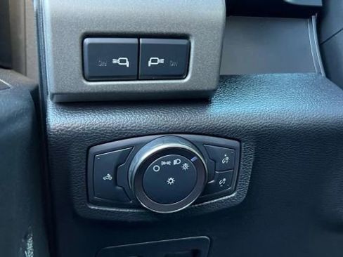 Used 2019 Ford F150 Raptor w/ Equipment Group 802A Luxury image 34