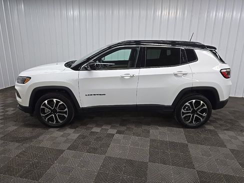 Used 2023 Jeep Compass Limited image 5