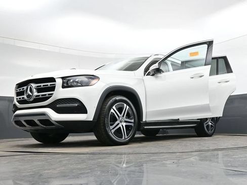 Used 2020 Mercedes-Benz GLS 450 4MATIC image 43