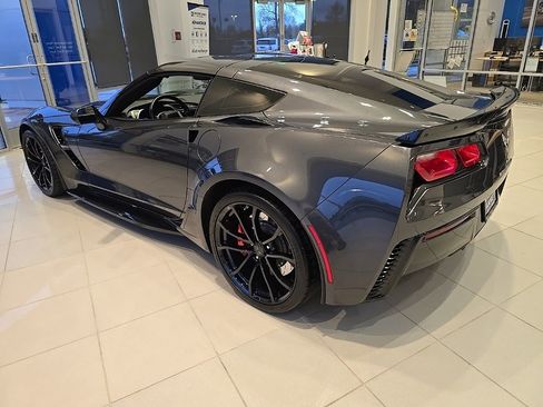 Used 2017 Chevrolet Corvette Grand Sport image 3