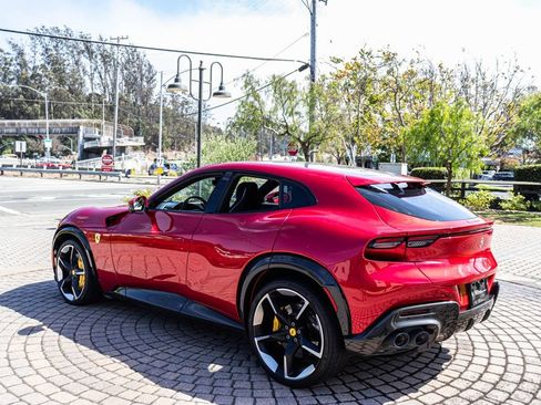 Used 2023 Ferrari Purosangue AWD/4WD image 8