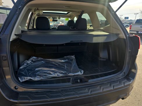 Used 2019 Subaru Forester Premium w/ All-Weather Package image 17