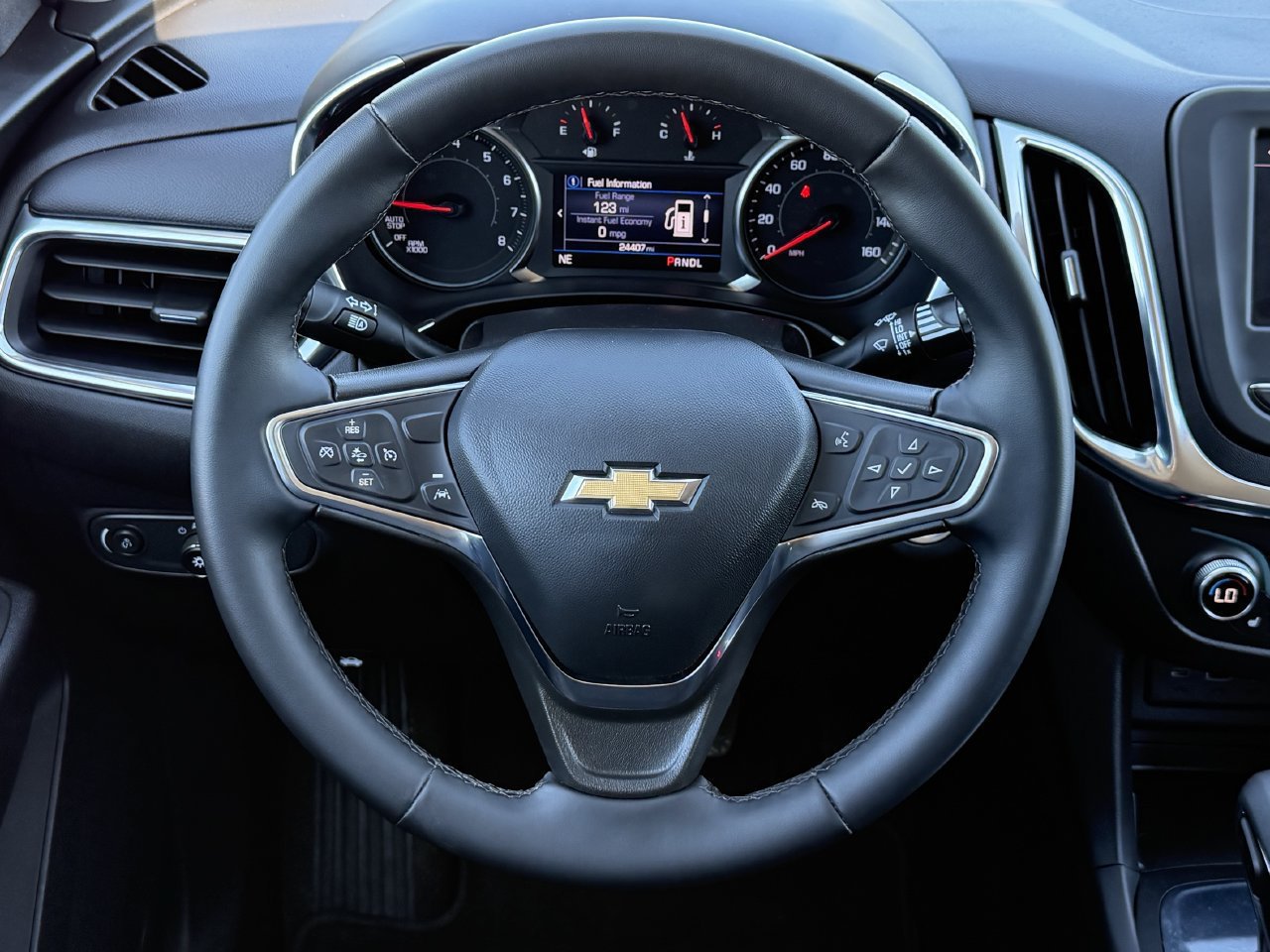 Certified 2024 Chevrolet Equinox LT FWD image 12