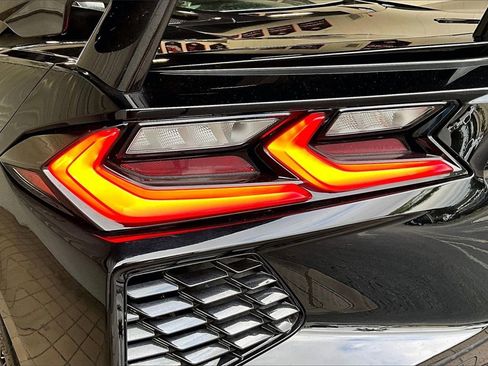 Used 2022 Chevrolet Corvette Stingray Premium Cpe w/ 3LT image 12