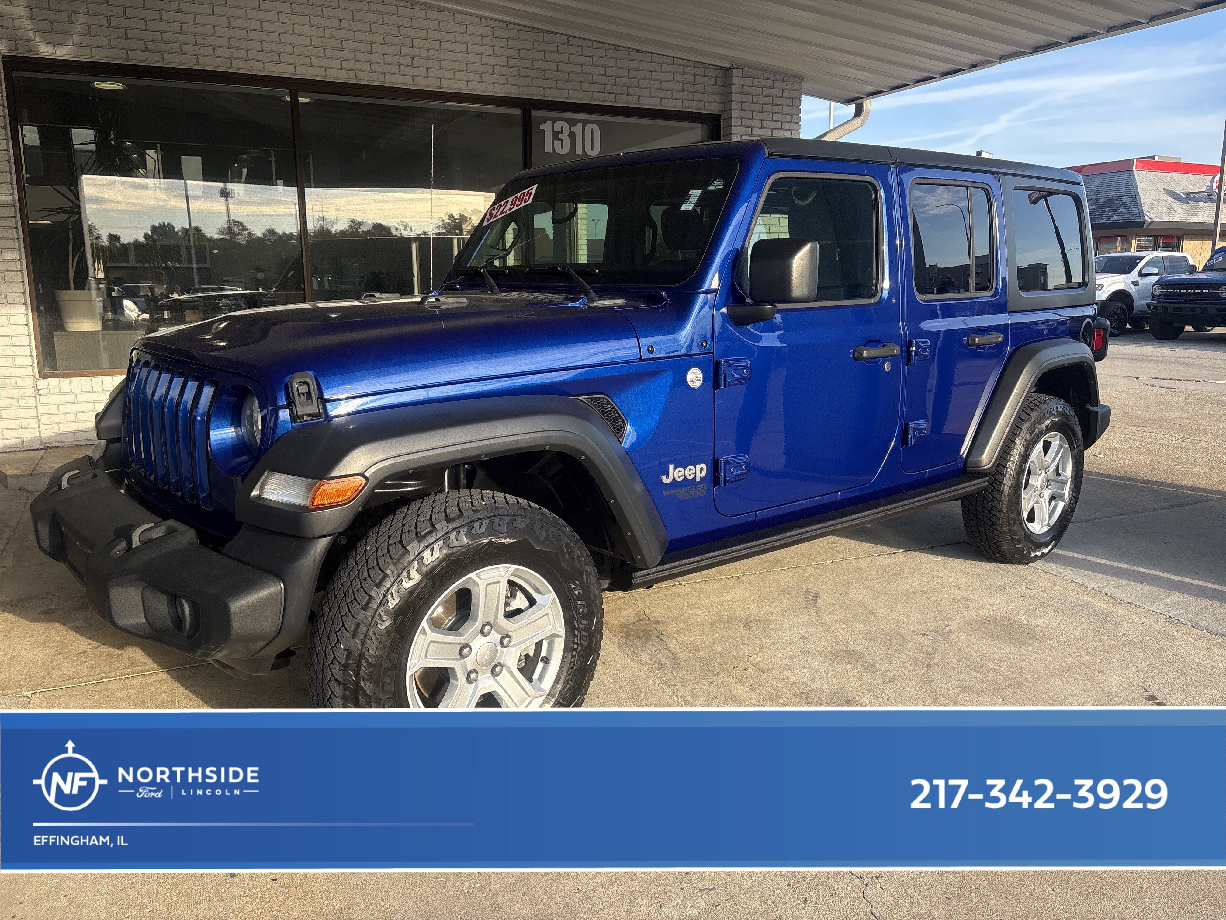 Used 2018 Jeep Wrangler Unlimited Sport S AWD/4WD image 1