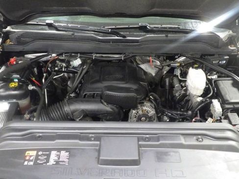 Used 2018 Chevrolet Silverado 2500 LTZ w/ LPO, Essentials Package image 10