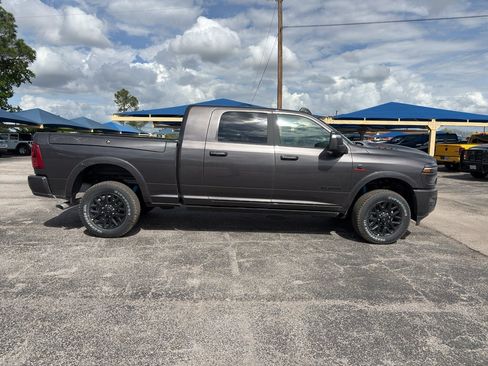 New 2026 RAM 2500 Limited AWD/4WD image 4