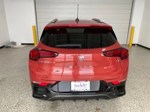 Used 2024 Buick Encore GX Sport Touring image 23