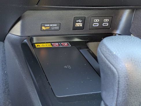 Used 2025 Toyota Camry LE FWD image 17