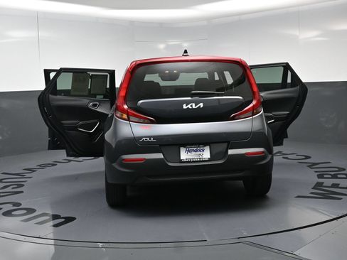 Used 2022 Kia Soul LX w/ Technology Package FWD image 27