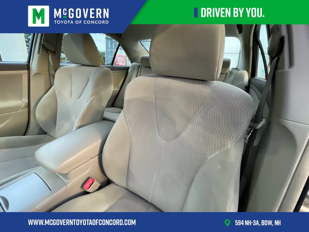 Used 2010 Toyota Camry LE FWD image 11
