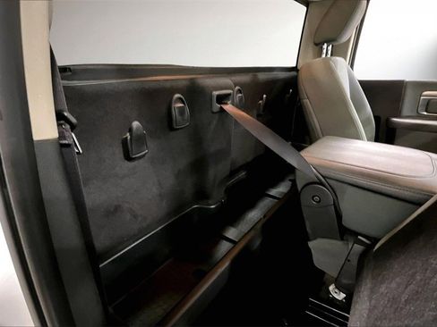 Used 2017 RAM 1500 Classic SLT image 23