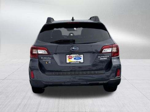 Used 2017 Subaru Outback 2.5i Limited image 6