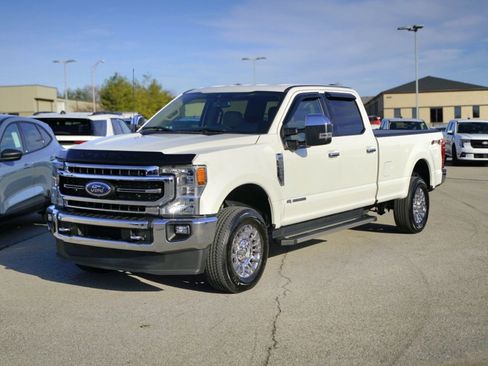 Used 2022 Ford F250 Lariat w/ Chrome Package image 10