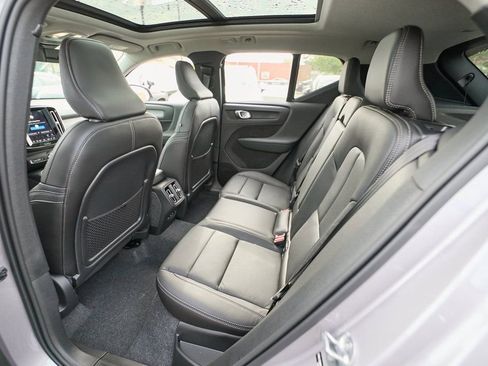 New 2026 Volvo XC40 B5 Core w/ Climate Package image 20