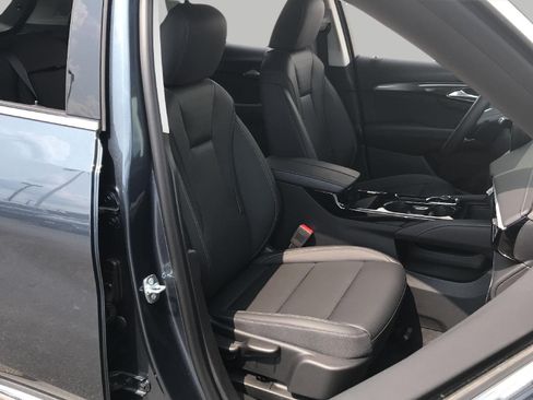 Used 2026 Buick Envision Preferred AWD/4WD image 14