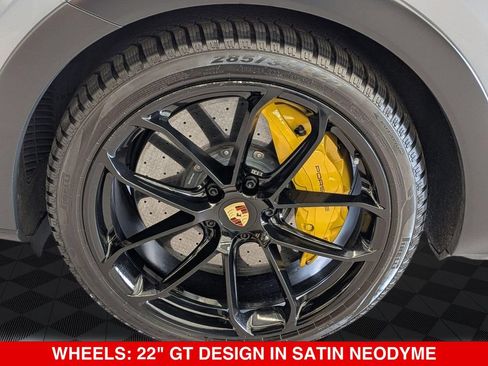 Used 2023 Porsche Cayenne Turbo GT AWD/4WD image 9