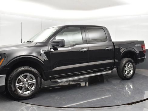 Used 2025 Ford F150 XLT w/ Equipment Group 301A Standard AWD/4WD image 15