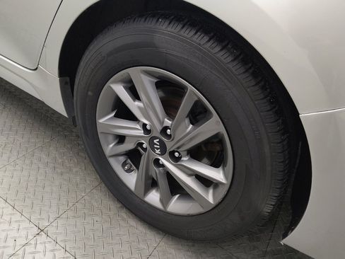 Used 2019 Kia Optima LX FWD image 31