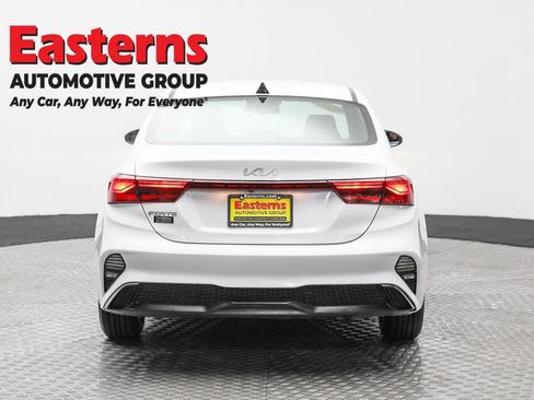 Used 2024 Kia Forte LXS image 6