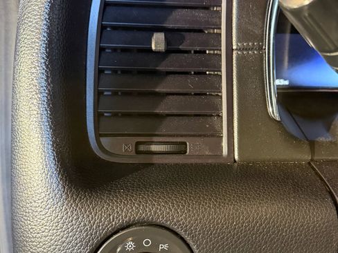 Used 2017 Lincoln Navigator L Select AWD/4WD image 15