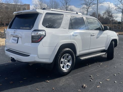 Used 2023 Toyota 4Runner SR5 Premium w/ Moonroof Package image 9
