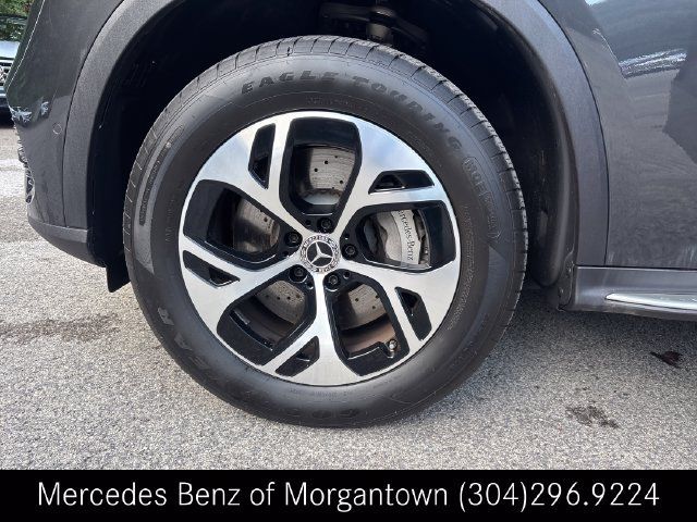Certified 2026 Mercedes-Benz GLC 350e 4MATIC image 9
