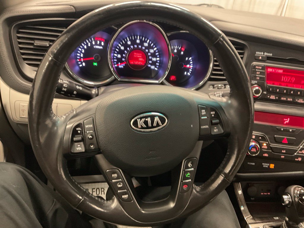Used 2011 Kia Optima EX FWD image 10