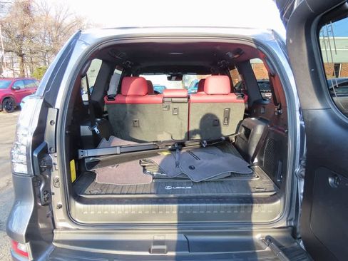 Used 2023 Lexus GX 460 Premium image 10
