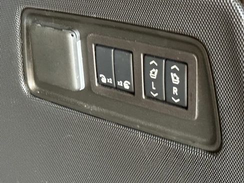 Used 2026 Cadillac Escalade V w/ LPO, ONYX Package AWD/4WD image 6