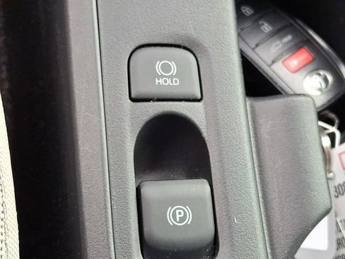 Used 2025 Toyota Corolla LE w/ Convenience Package FWD image 28
