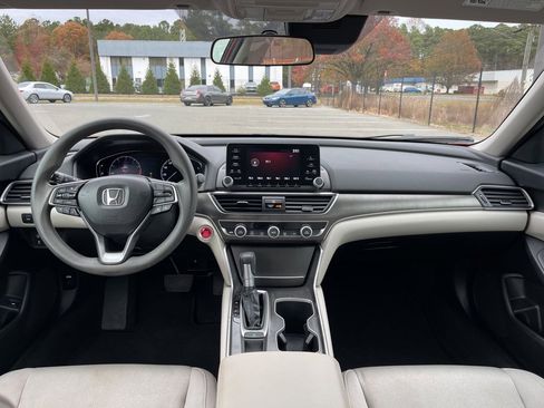 Used 2020 Honda Accord LX image 8