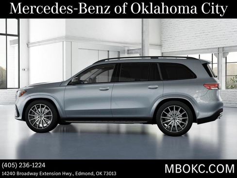 Used 2026 Mercedes-Benz GLS 450 4MATIC image 34