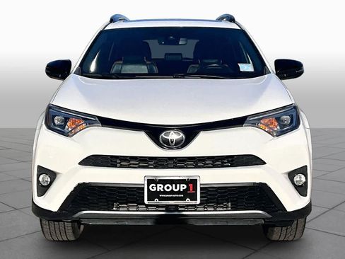 Used 2018 Toyota RAV4 SE w/ Power Extra Value Package FWD image 4