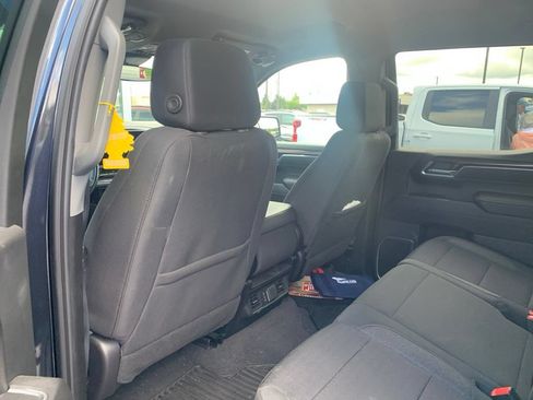 Used 2024 Chevrolet Silverado 1500 LT AWD/4WD image 2